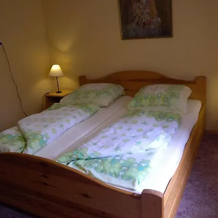 Apartament In 18036 *