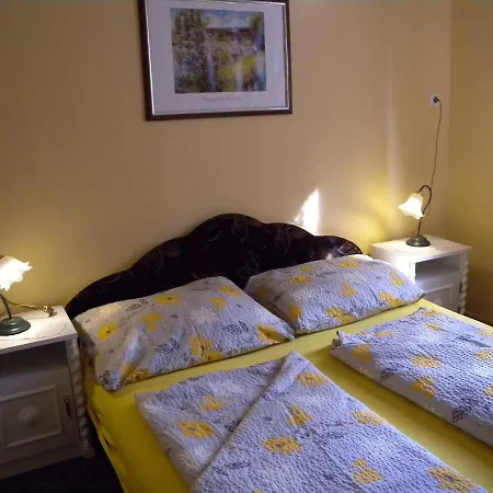 Apartment In 18036