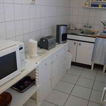 In 18036 Apartament